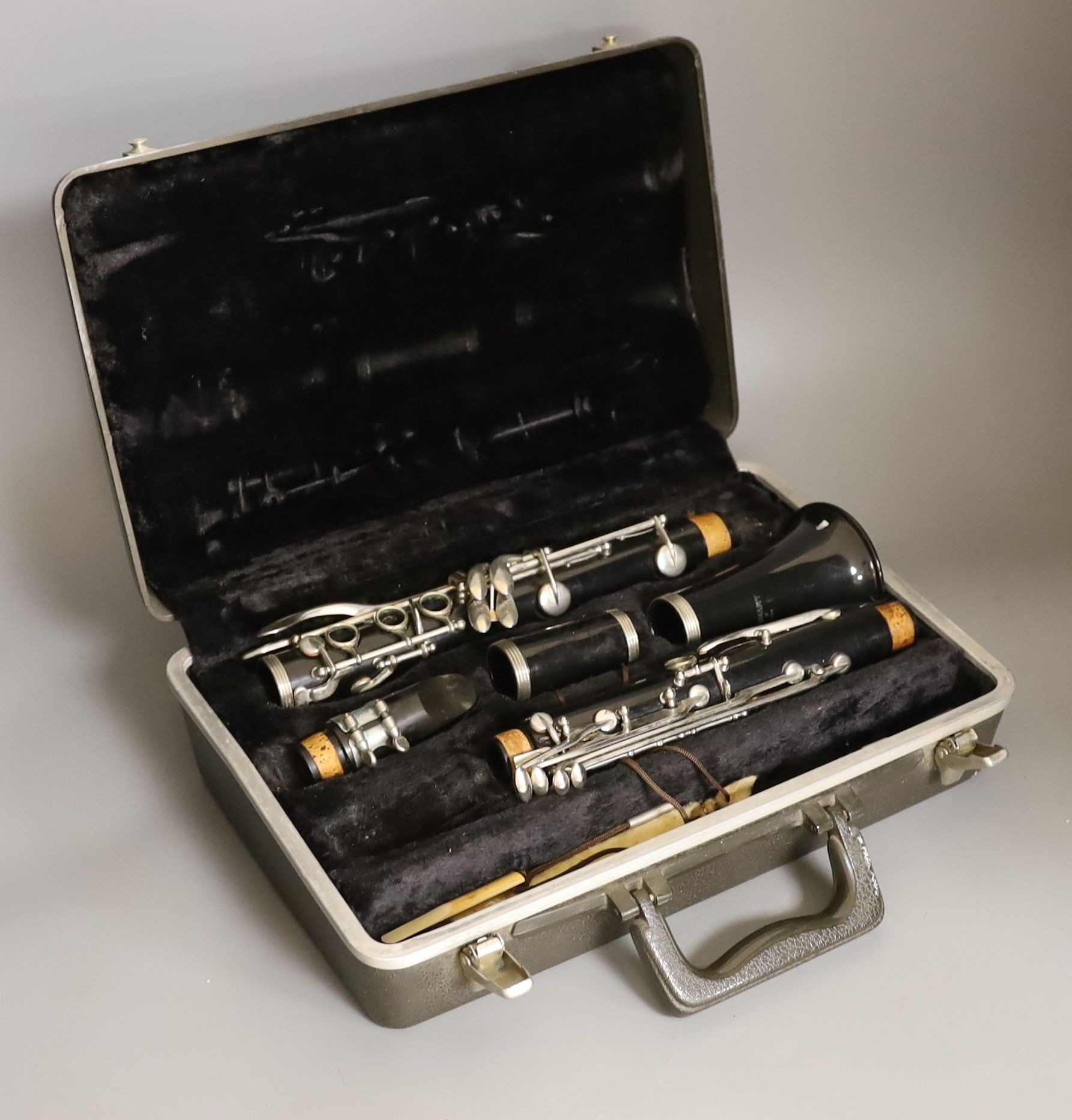 A cased clarinet by Elkhart